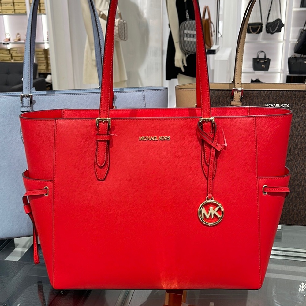 Michael Kors Gilly Large Drawstring Travel Leather Top Zip Tote 
 Dark Sangria - Picture 16 of 16